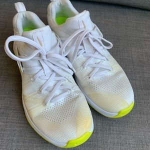 Women’s Size 10 Nike Metcon Flyknit 3 White Volt Neon Green